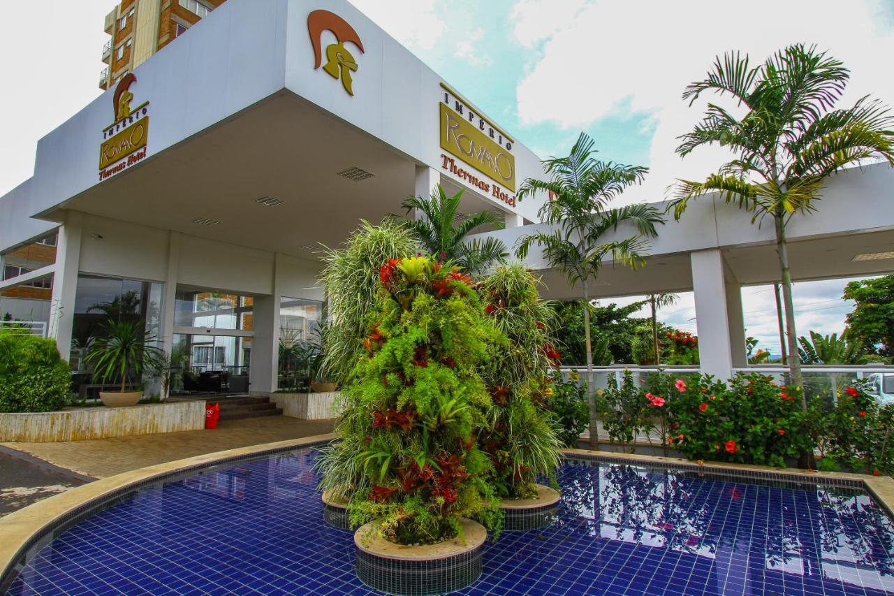 Caldas Novas Imperio Romano Com 1 Dia No Acqua Park Esterno foto