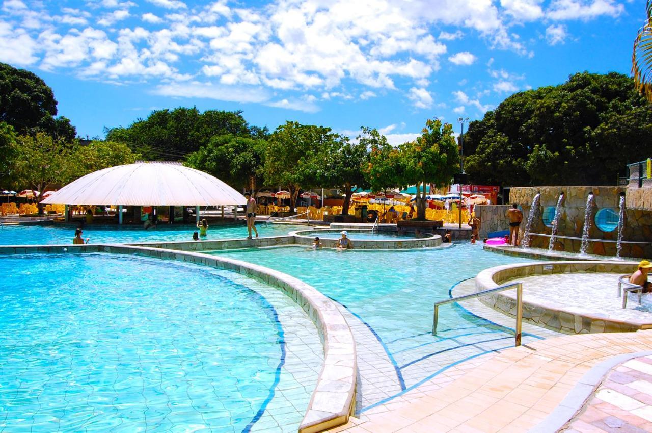 Caldas Novas Imperio Romano Com 1 Dia No Acqua Park Esterno foto