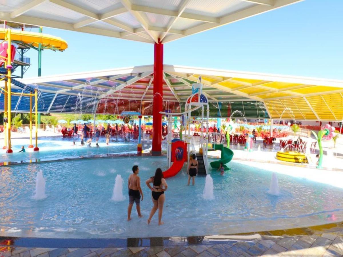 Caldas Novas Imperio Romano Com 1 Dia No Acqua Park Esterno foto